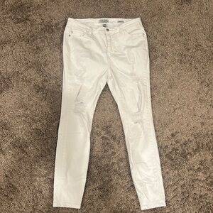 Judy Blue White Skinny Fit with distressing 15/32